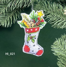 Набор для вышивки новогодней игрушки Праздничные подарки Кольорова НІ_21 - 210.00грн.