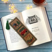 Набор для вышивки нитками на крафтовом картоне Wonderland Crafts Закладка - Новогодняя машинка WLZ-010 Набор для вышивки нитками на крафтовом картоне Wonderland Crafts Закладка - Новогодняя машинка WLZ-010