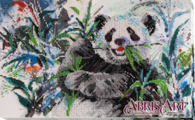 Набор для вышивки бисером на холсте Бамбуковый медведь Абрис Арт АВ-651 - 593.00грн.