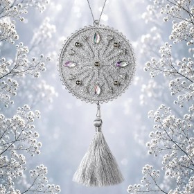 Набор для вышивки бисером на пластиковой основе Wonderland Crafts Елочное украшение - Магия снега FLPL-119