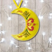 Набор для вышивки нитками на искусственной коже Волшебная страна Елочная игрушка - Луна FLHL-077 Желтый