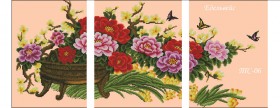 Схема вышивки бисером на габардине Триптих Цветы в корзине
