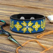 Набір для вишивання нитками на штучній шкірі Волшебная страна Браслет FLHL-056
