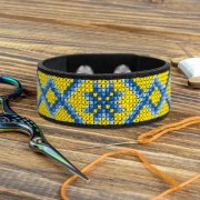Набір для вишивання нитками на штучній шкірі Волшебная страна Браслет FLHL-055