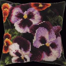 Набор для вышивки подушки крестиком Цветочное поле Чарiвна мить (Чаривна мить) РТ-161