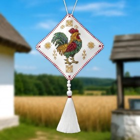 Набір для вишивання нитками на штучній шкірі Wonderland Crafts Етно-підвіска - Півник FLHL-117 Волшебная страна FLHL-117 - 360.00грн. Набір для вишивання нитками на штучній шкірі Wonderland Crafts Етно-підвіска - Півник FLHL-117 Волшебная страна FLHL-117 - 360.00грн.