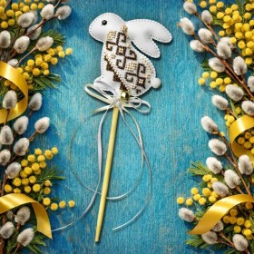 Набор для вышивки бисером на искусственной коже Wonderland Crafts Топпер Зайчик бежевый FLBB-185 Волшебная страна FLBB-185 - 230.00грн.