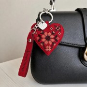 Набір для вишивки ниткою на штучній шкірі Wonderland Crafts Шарм для сумки - Донеччина FLHL-140 Набір для вишивки ниткою на штучній шкірі Wonderland Crafts Шарм для сумки - Донеччина FLHL-140