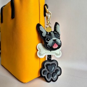 Набір для вишивки бісером на штучній шкірі Wonderland Crafts Шарм для сумки - Чорний бульдог FLBB-191 Волшебная страна FLBB-191 - 370.00грн.